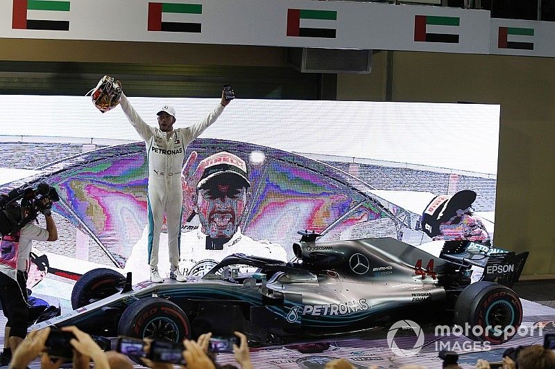 Race winner Lewis Hamilton, Mercedes AMG F1