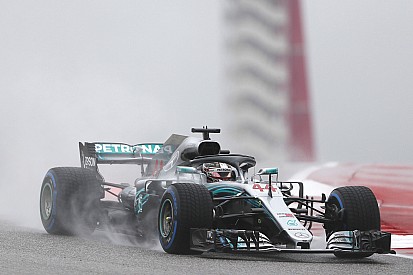 Hamilton lidera una primera práctica mojada en Austin