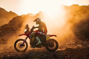 Las penalizaciones cambian la historia para Tosha en el Dakar