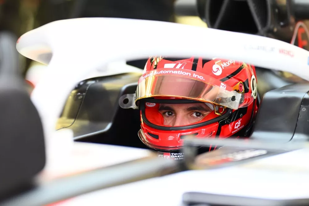 Esteban Ocon, Haas F1 Team VF-25