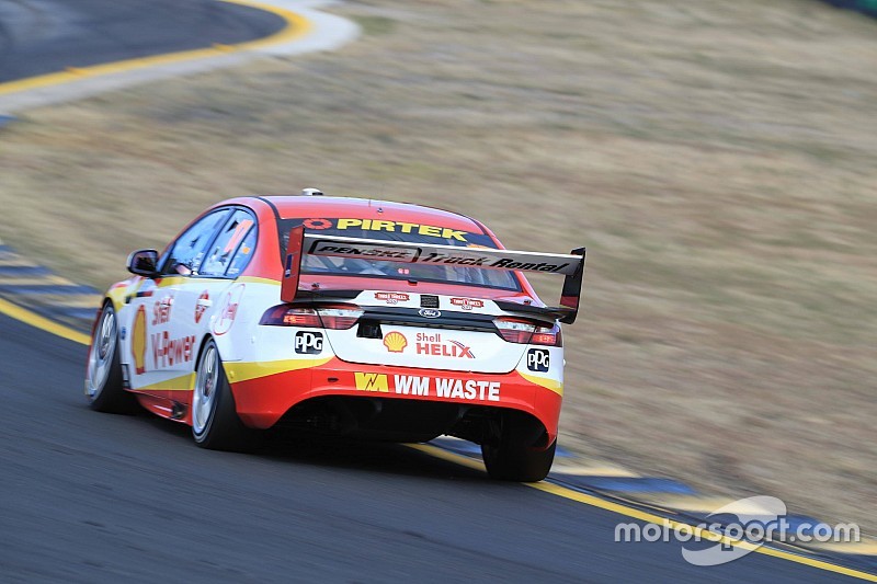Sydney Supercars: McLaughlin fastest, Red Bulls miss Q2
