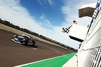 Elias e Marcondes vencem na sexta-feira da Porsche Cup em Termas de Río Hondo