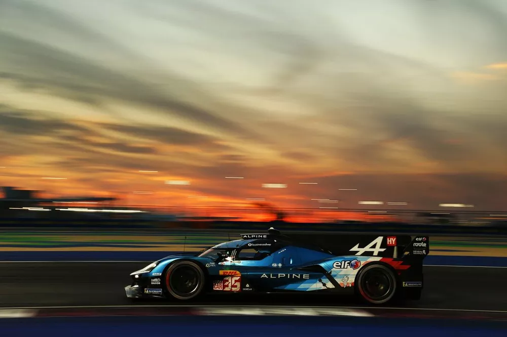 #35 Alpine Endurance Team Alpine A424: Paul-Loup Chatin, Ferdinand Habsburg-Lothringen, Charles Milesi