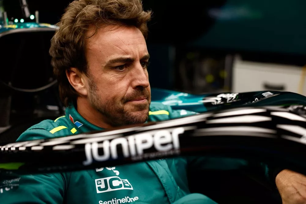 Fernando Alonso, Aston Martin F1 Team
