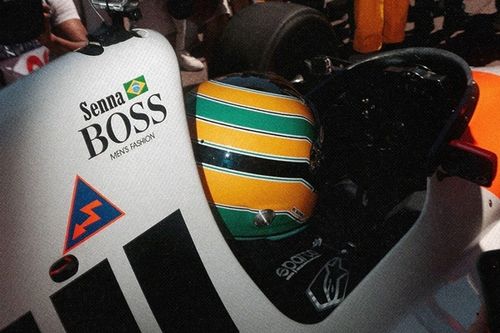 Bruno Senna brinca que irá "chutar perna" de Hamilton para pilotar carro de Senna em Interlagos na F1