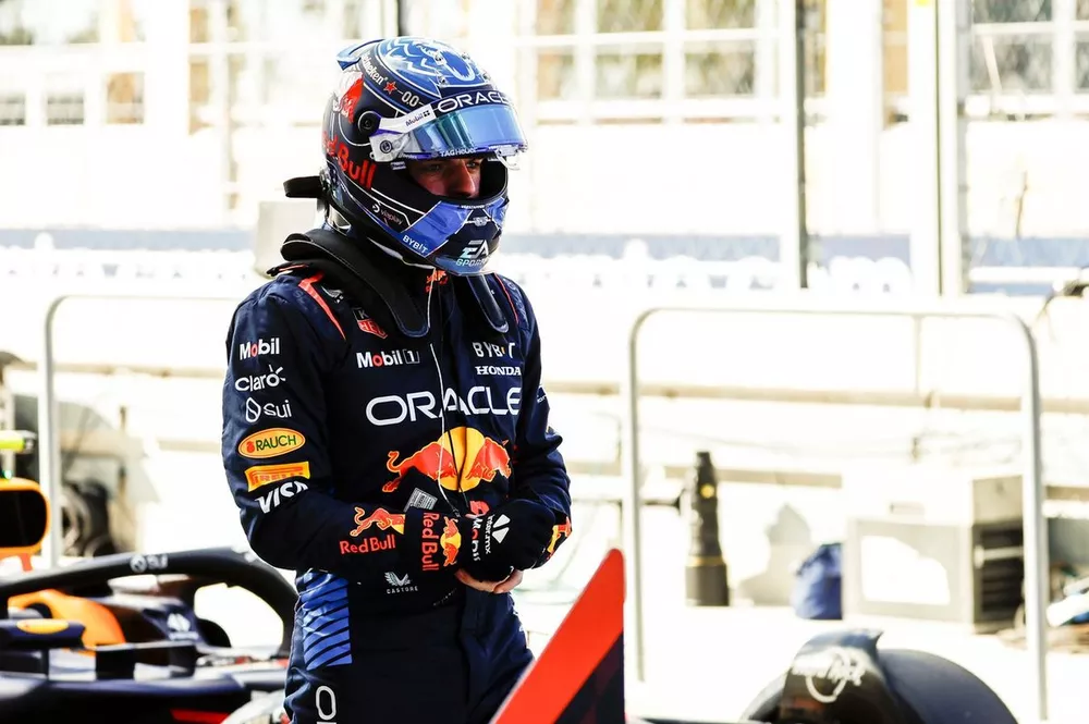 Sprint Pole man Max Verstappen, Red Bull Racing in Parc Ferme 