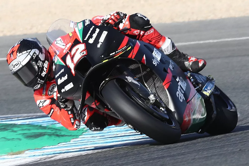 Maverick Vi&ntilde;ales, Aprilia Racing Team