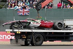 Roll Hoop Alfa Romeo Kemungkinan Jadi Fokus Investigasi Crash Zhou Guanyu