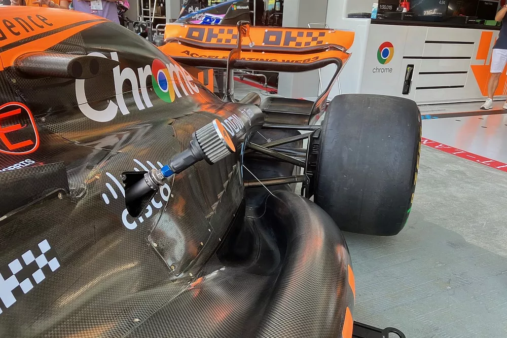 D&eacute;tails techniques de la McLaren MCL60