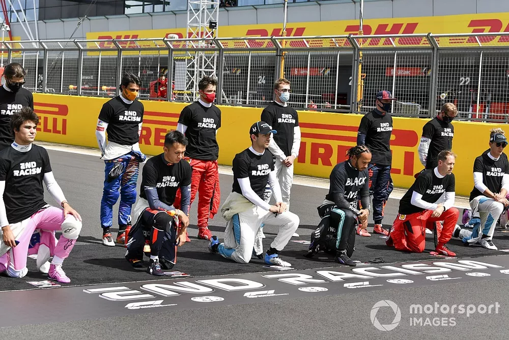 Drivers takes the knee