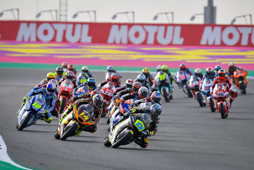 Le d&eacute;part, Celestino Vietti, VR46 Racing Team en t&ecirc;te