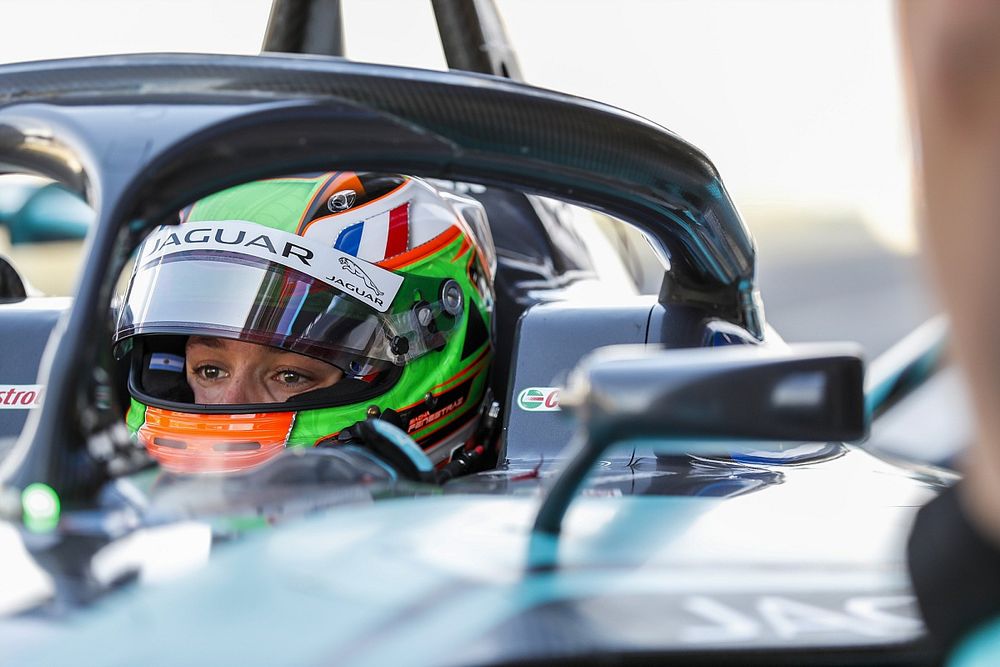 Sacha Fenestraz, Panasonic Jaguar Racing, Jaguar I-Type 4 