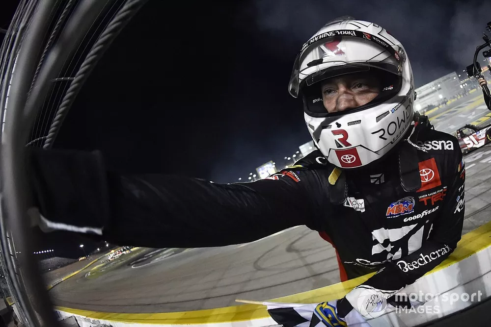 Race Winner: Kyle Busch, Kyle Busch Motorsports, Toyota Tundra