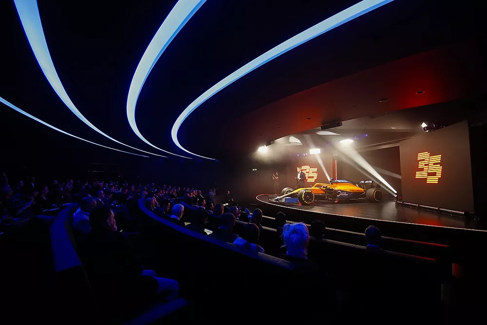McLaren MCL35
