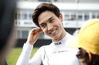 Aitken pojedzie nowym Ferrari