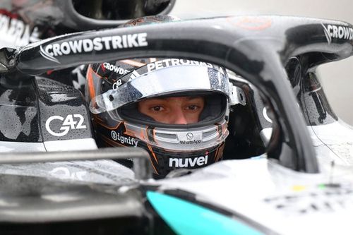 F1: Antonelli "nunca se preocupou" com rumores sobre Verstappen na Mercedes