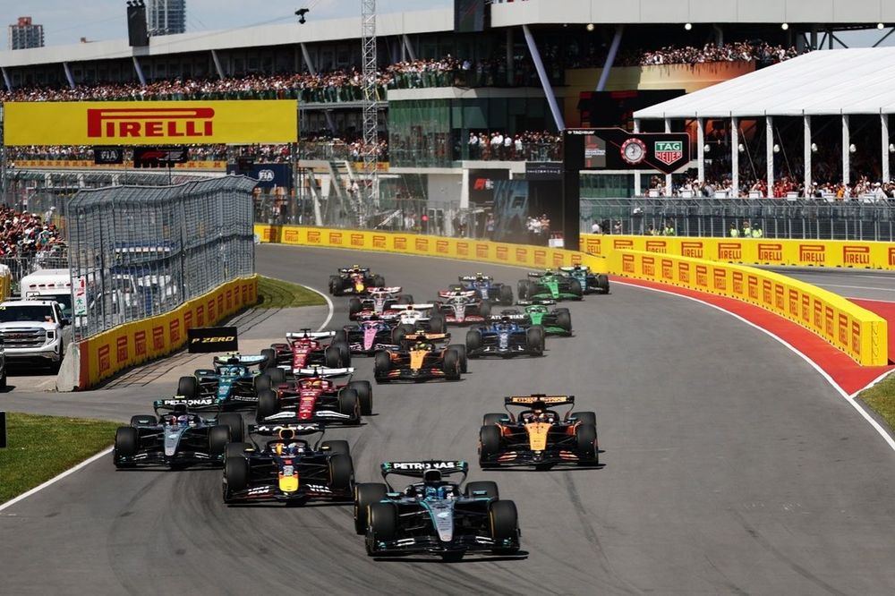 Oscar Piastri, McLaren, Max Verstappen, Red Bull Racing, George Russell, Mercedes