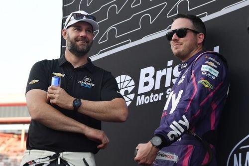 El drama en Bristol puso en jaque la clasificación de los playoffs de NASCAR