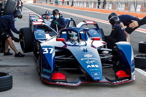 Formuła E niegotowa na pit stopy