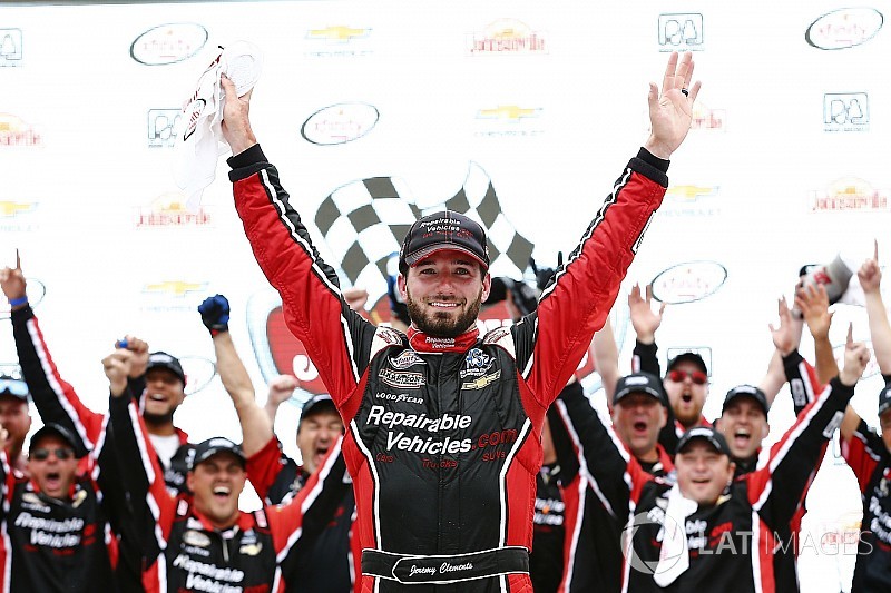 Clements takes upset win in spin-and-win finish at Road America