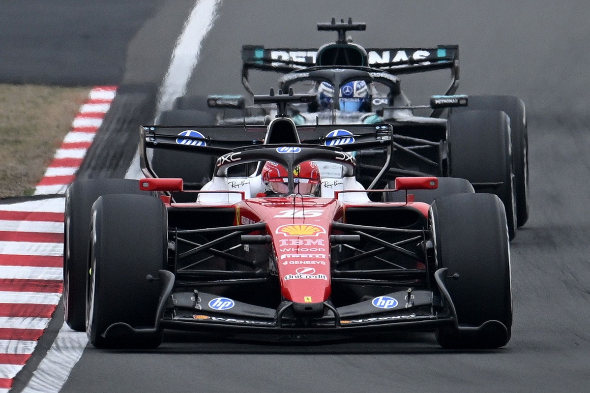 F1 | Leclerc: "Gap da Mercedes notevole, ma ho una speranza. Dobbiamo attaccarli a ogni curva"