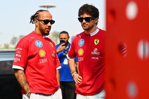 F1: Vasseur 'd&aacute; carta branca' para Hamilton e Leclerc criticarem a Ferrari
