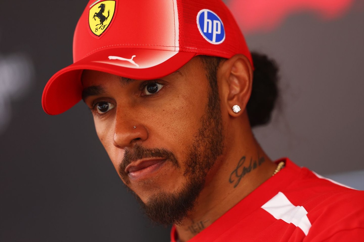 Hamilton: I don’t want preferential treatment from Ferrari Hamilton: I don’t want preferential treatment from Ferrari