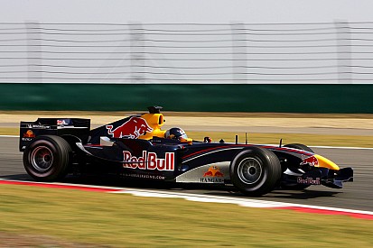 Fotostrecke: Alle Formel-1-Autos von Red Bull seit 2005