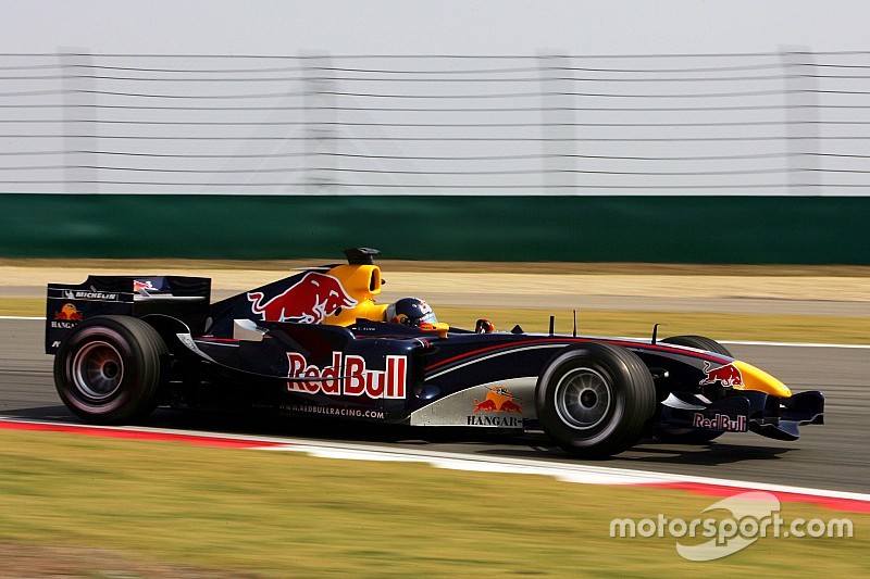 Fotogallery: tutte le monoposto di F1 della Red Bull dal 2005