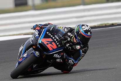 Moto2 Silverstone: Bagnaia kaapt pole weg voor de neus van Gardner