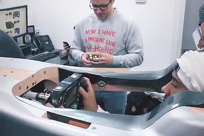 Hamilton seat fitting untuk mobil anyar Mercedes
