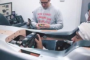 Lewis Hamilton se hace ya su asiento para 2019