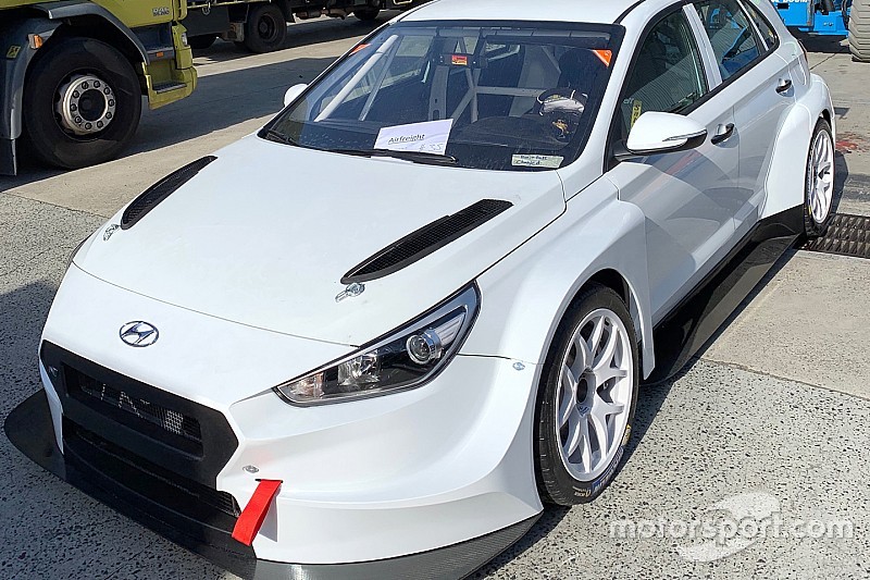 Primo test con la Hyundai per Panciatici e Bihel in vista del debutto in TCR Europe