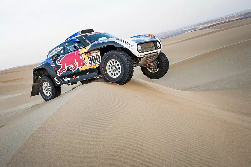 #300 X-Raid Mini JCW Team: Carlos Sainz, Lucas Cruz