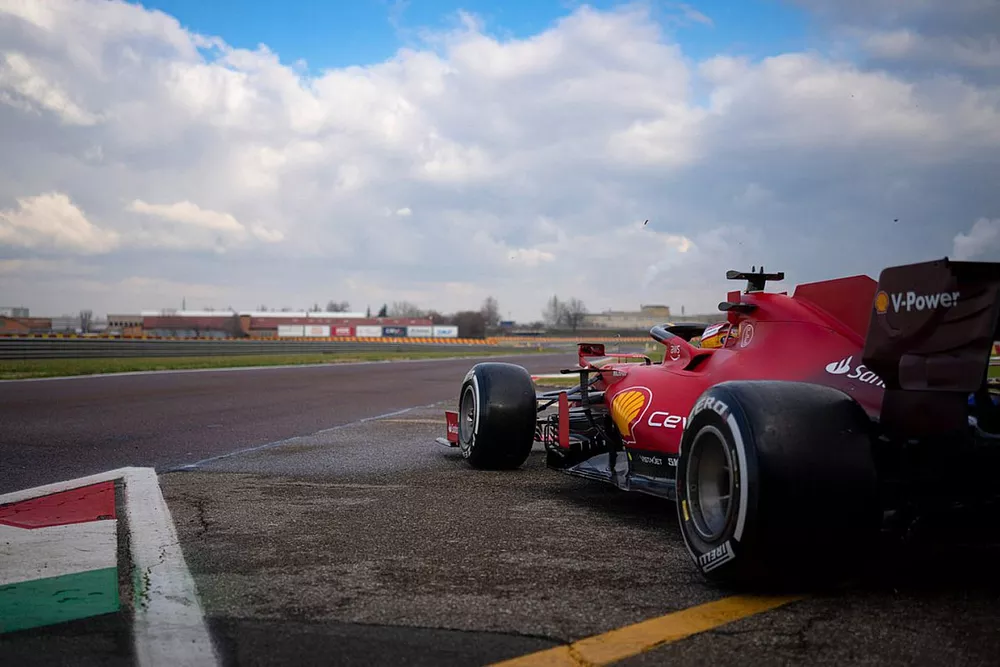 Carlos Sainz, Ferrari SF21