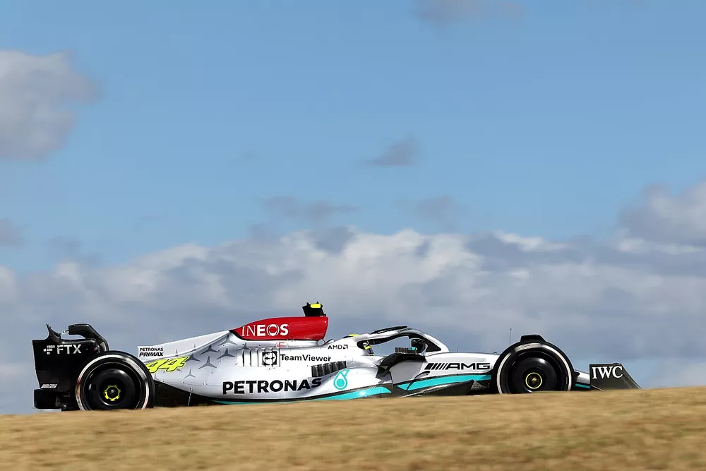 Lewis Hamilton, Mercedes W13