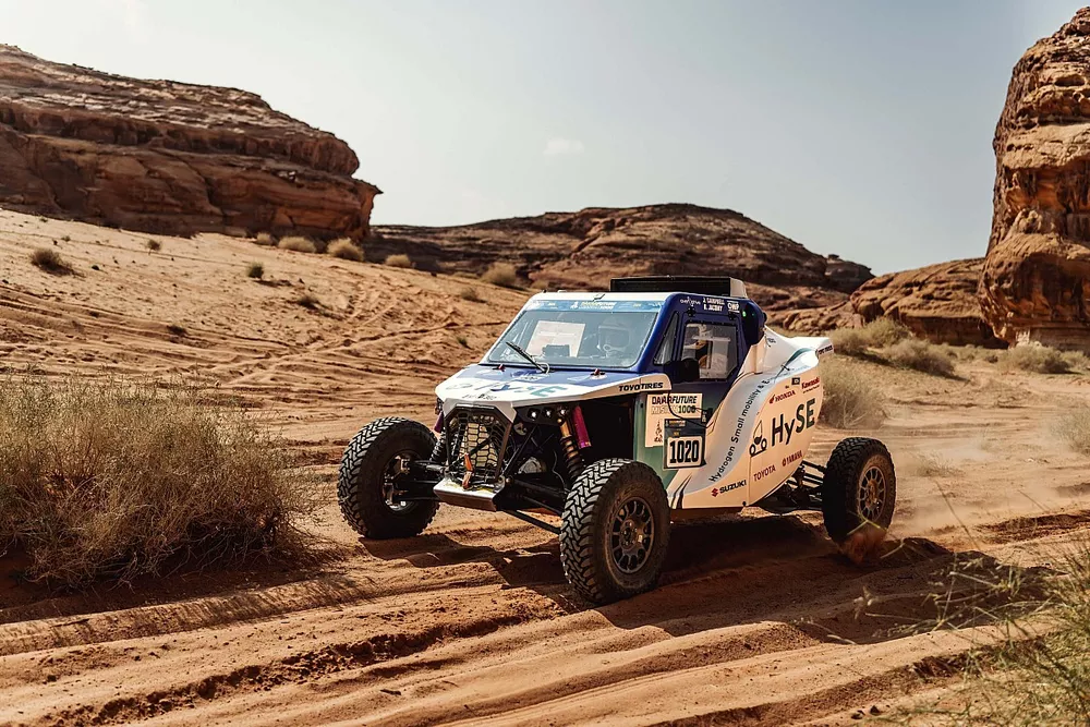 #1020 Team HySE-X1: Jamie Campbel, Bruno Jacomy