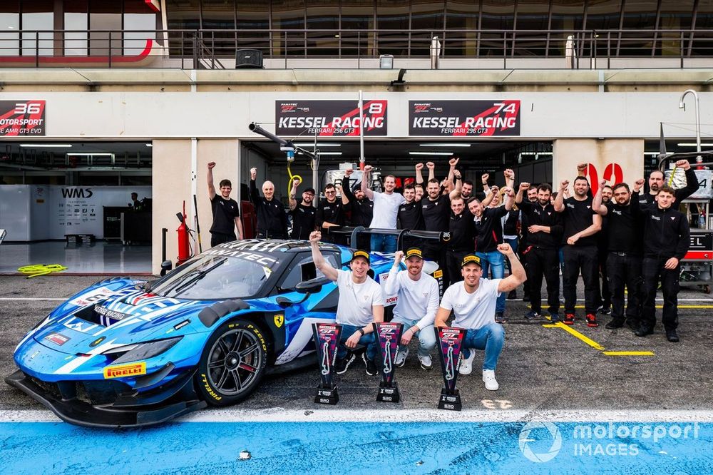 #8 Kessel Racing, Ferrari 296 GT3: Nicol&ograve; Rosi, Niccol&ograve; Schiro, David Fumanelli