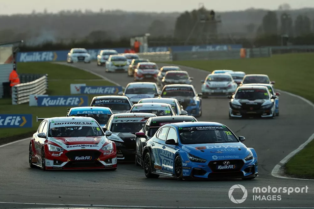 Chris Smiley, Excelr8 Motorsport Hyundai i30 Fastback N Performance 