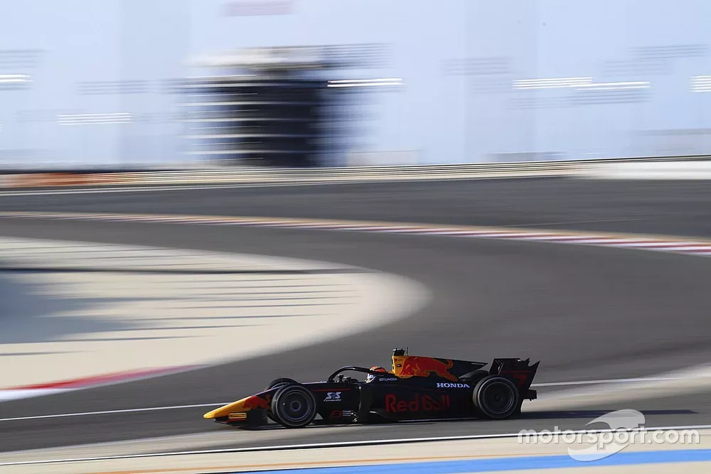 Yuki Tsunoda, Carlin