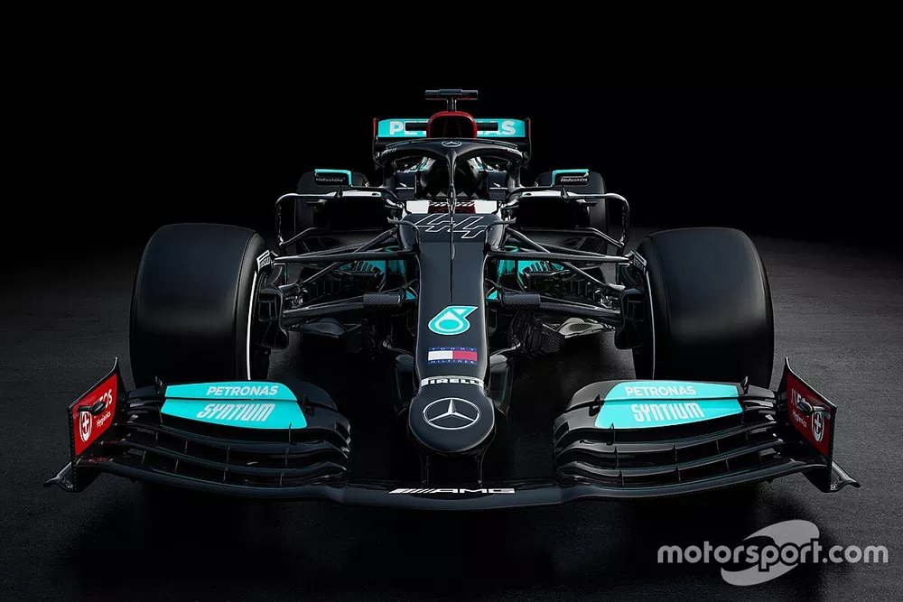 メルセデスの”F1支配”は続くのか。新車『W12』を発表、ブラックアロー