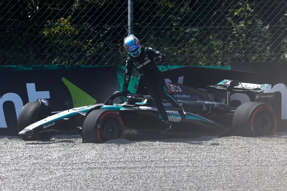 Andrea Kimi Antonelli, Mercedes F1 W15, climbs out of his damaged car after a crash in FP1