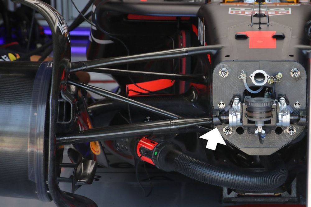 Red Bull Racing RB20 detalles técnicos