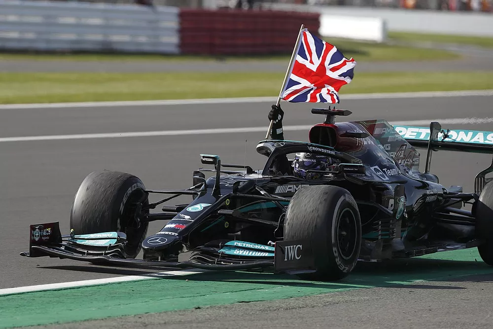 Lewis Hamilton, Mercedes W12 vince il GP di Gran Bretagna
