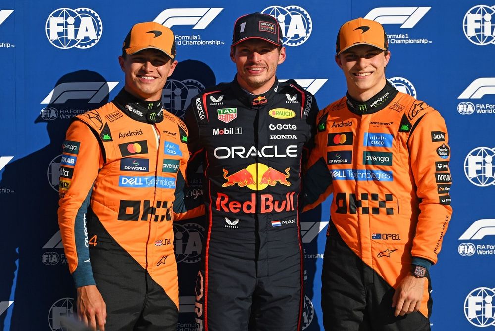 Lando Norris, McLaren, Oscar Piastri, McLaren, Max Verstappen, Red Bull Racing