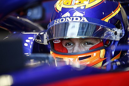 Albon kan F1-debuut nog niet geloven: "Dringt pas in Australië tot me door"