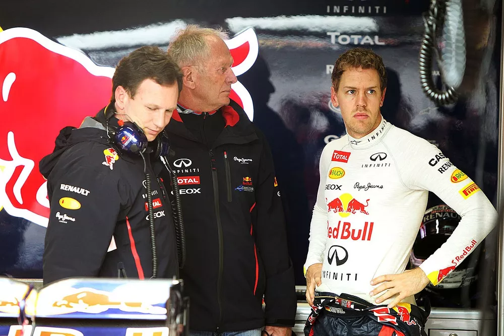 Sebastian Vettel, Red Bull Racing con Christian Horner, Red Bull Racing director del equipo y Dr Hel