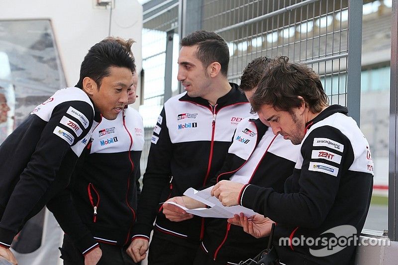 S&eacute;bastien Buemi, Fernando Alonso, Kazuki Nakajima, Toyota Gazoo Racing