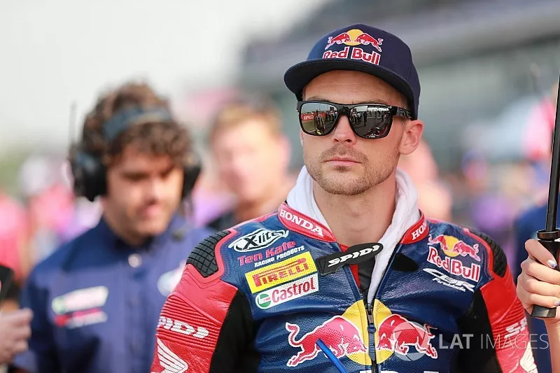 Leon Camier, Honda WSBK Team