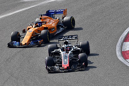McLaren, Renault have been "lucky" so far - Haas